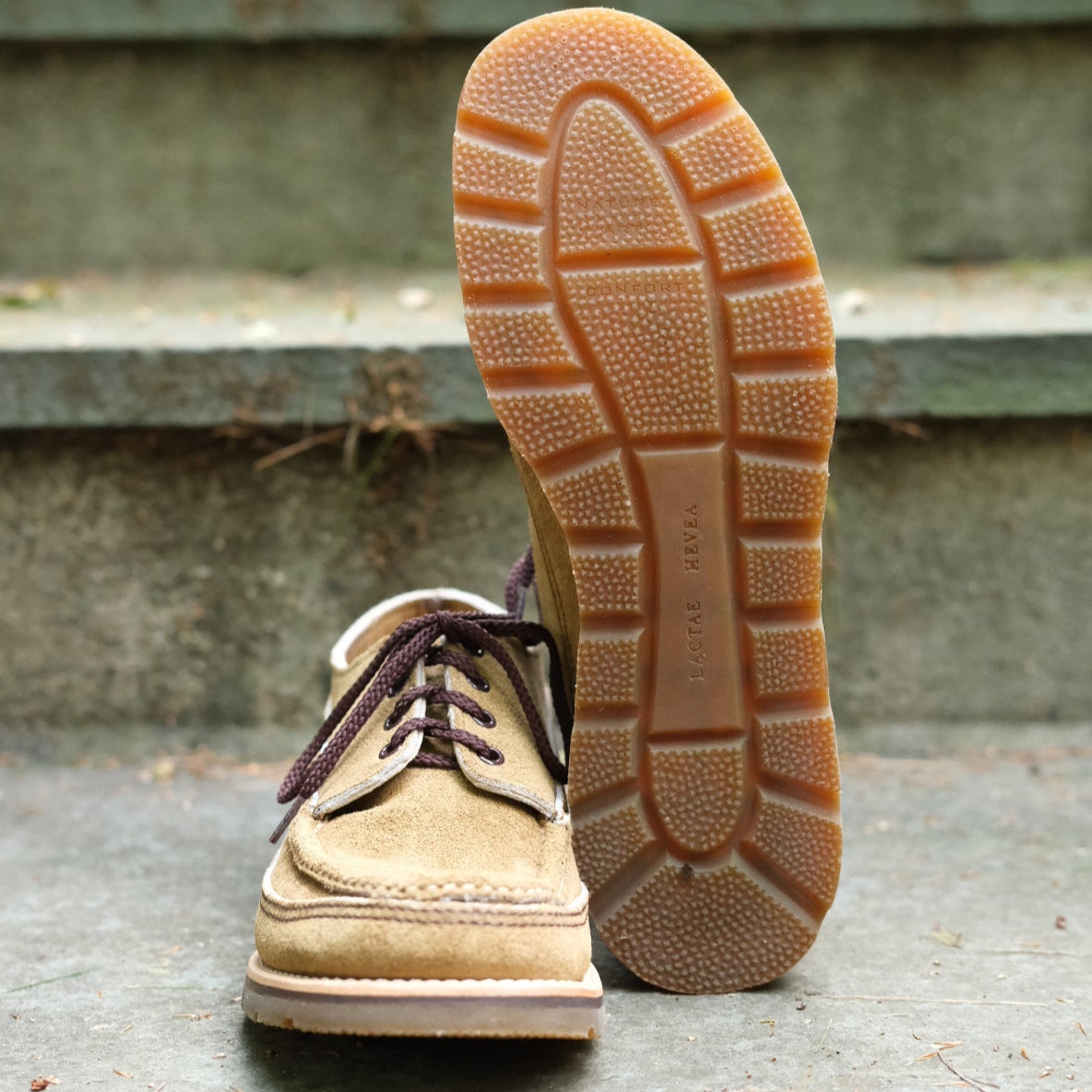 Russell Moccasin x Stitchdown Fishing Oxford—Tan Laramie Russell Moccasin x Stitchdown Fishing Oxford—Tan Laramie
